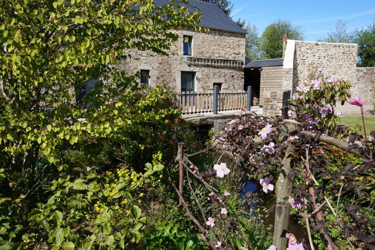 Au Fil De L'Eau Bed and Breakfast Le Vast Exteriör bild