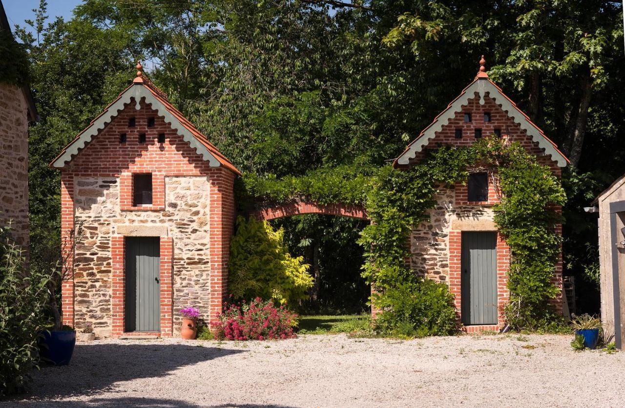 Au Fil De L'Eau Bed and Breakfast Le Vast Exteriör bild